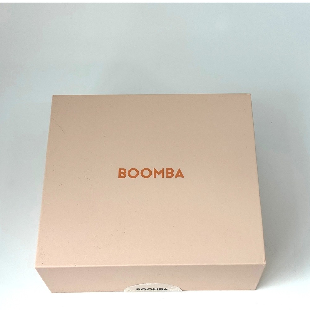 BOOMBA Demi Sticky Bra Sand Size D Strapless Adhesive Silicone NEW open box - Picture 5 of 6